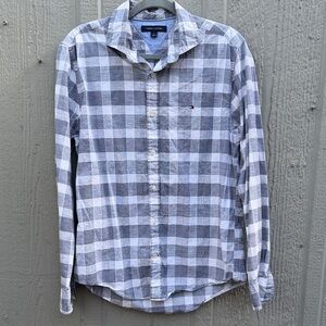 Tommy Hilfiger Men's Blue and White Plaid Button Down Shirt Size: M